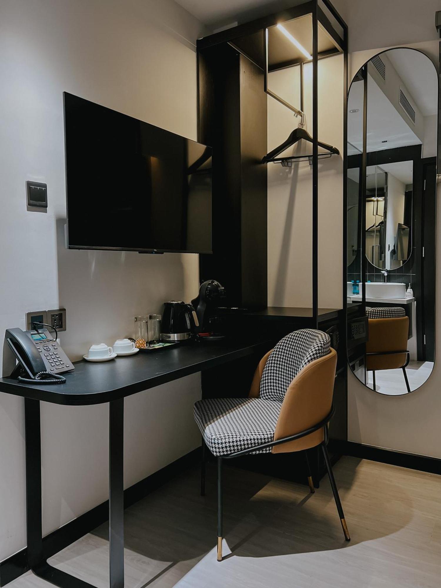 The Concept Hotel Hcmc- District 1 Ho Şi Min Dış mekan fotoğraf