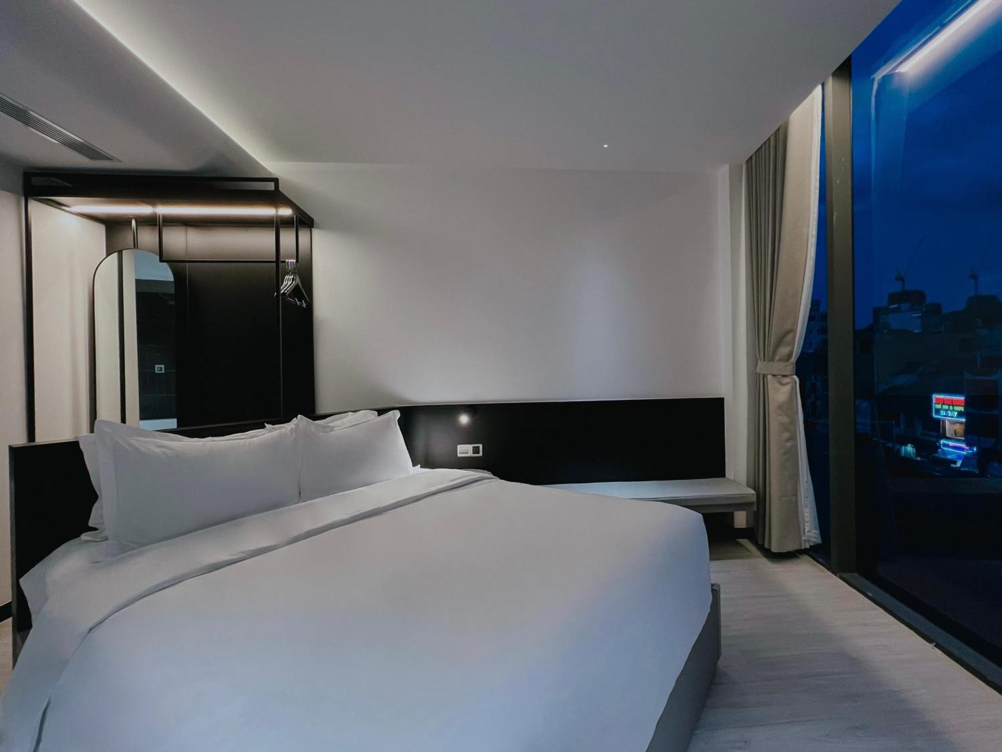 The Concept Hotel Hcmc- District 1 Ho Şi Min Dış mekan fotoğraf