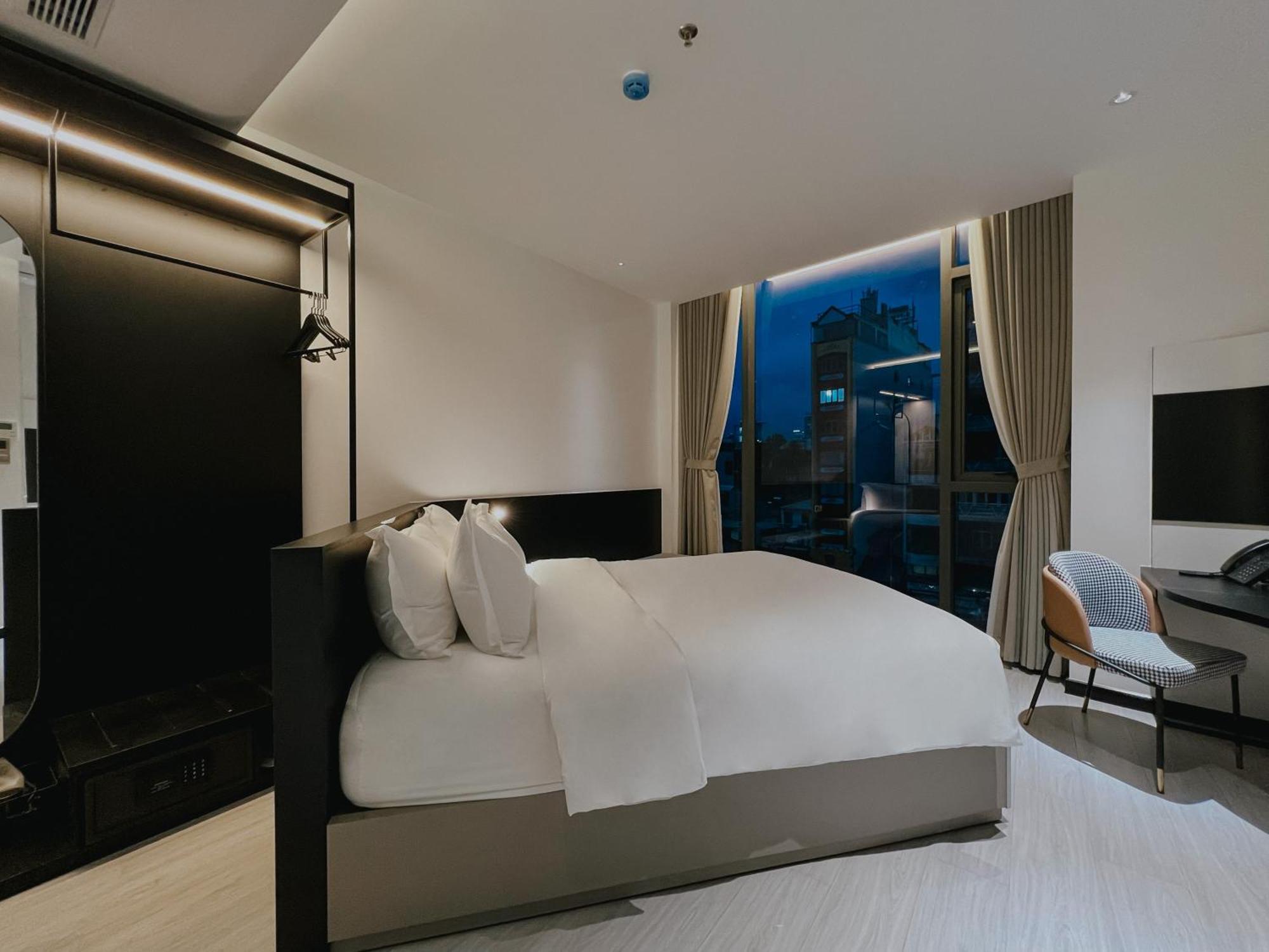 The Concept Hotel Hcmc- District 1 Ho Şi Min Oda fotoğraf